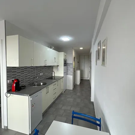 Calafate Carihuela Apartment Torremolinos
